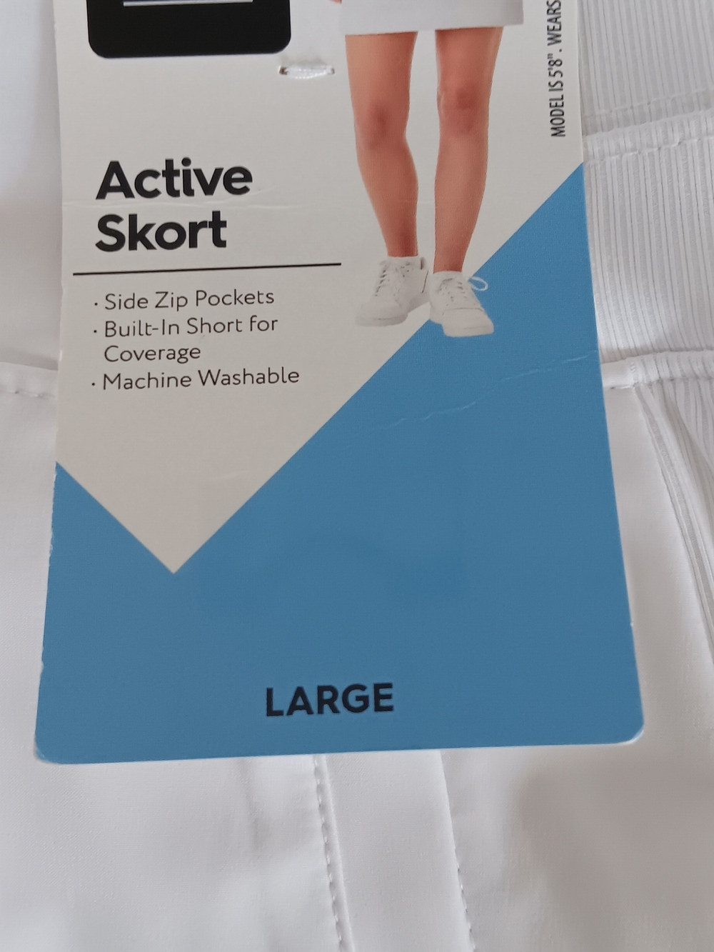 Active Skort in White - Large